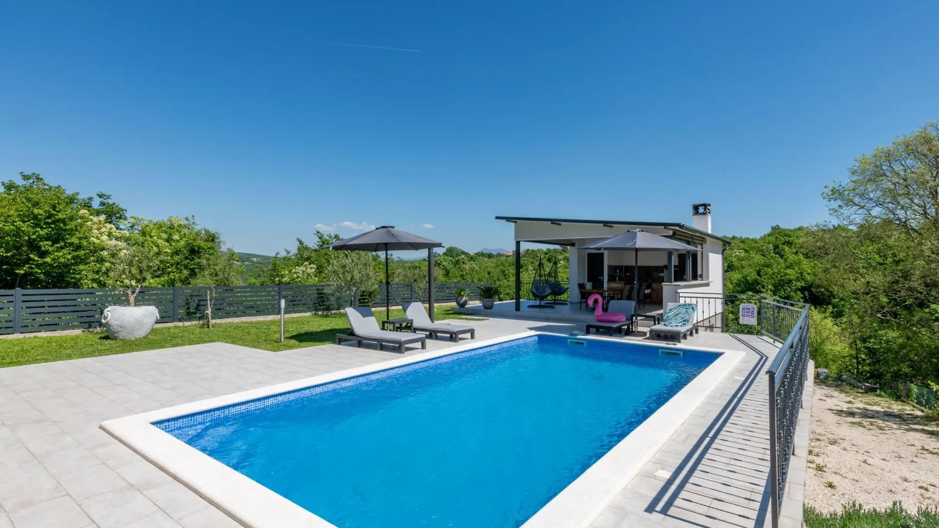 Villa Kalac, A Charming Holiday Pool Oasis Near The Sea Raša Chorwacja