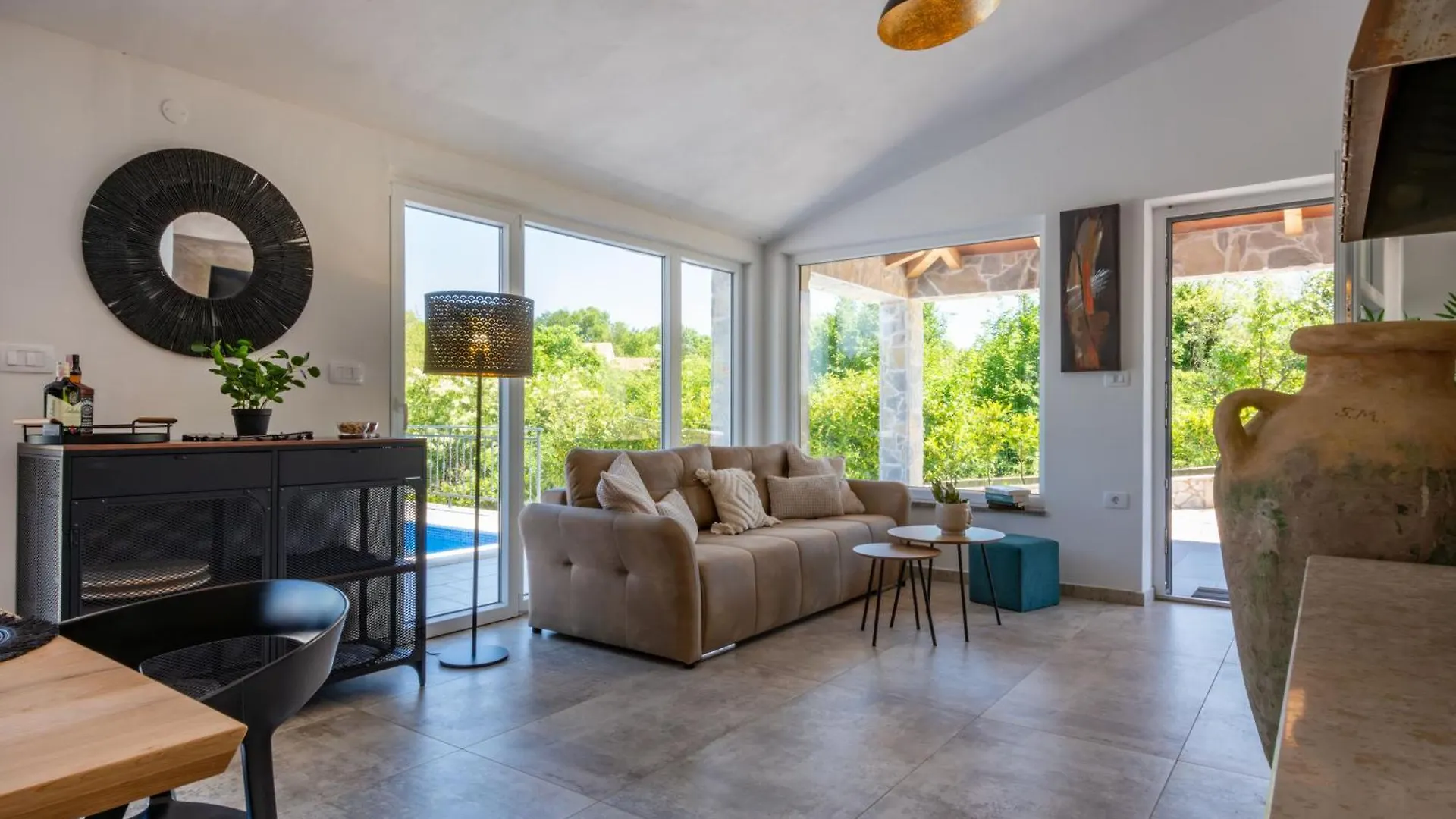 Villa Kalac, A Charming Holiday Pool Oasis Near The Sea Raša 0*,  クロアチア