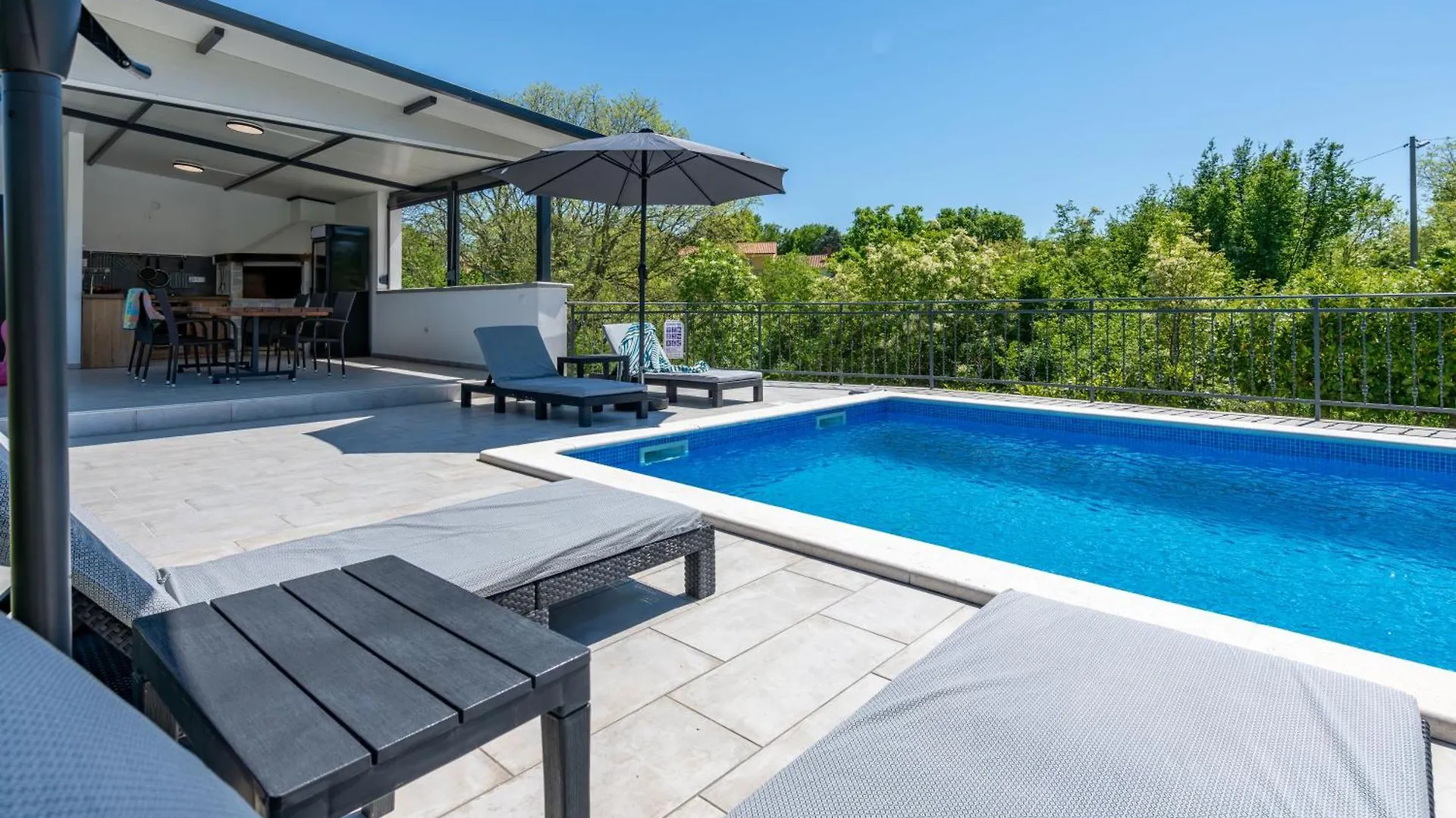 Villa Kalac, A Charming Holiday Pool Oasis Near The Sea Raša 0*,